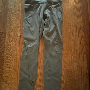 Wunder under pants size 4